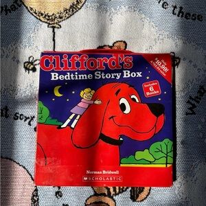 Scholastic Clifford Story Collection - Red and Yellow Covers